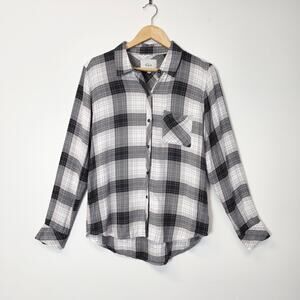 Rails Hunter Plaid Button Down Shirt Size Medium Black White Buffalo Check